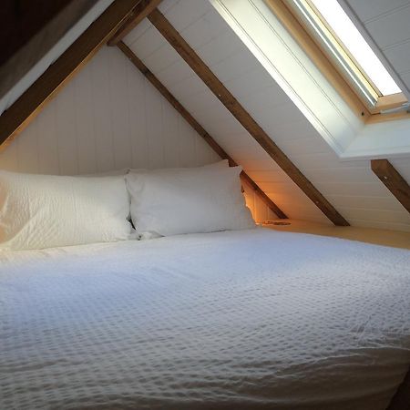 Shepherds Barn West Dean 외부 사진