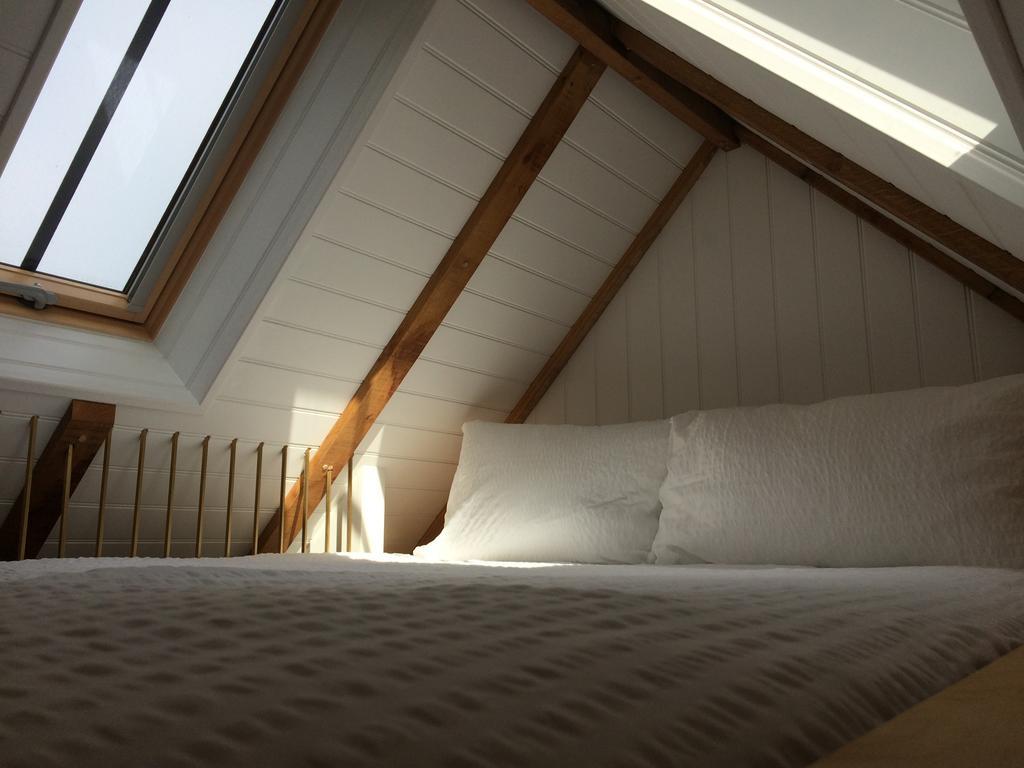 Shepherds Barn West Dean 외부 사진